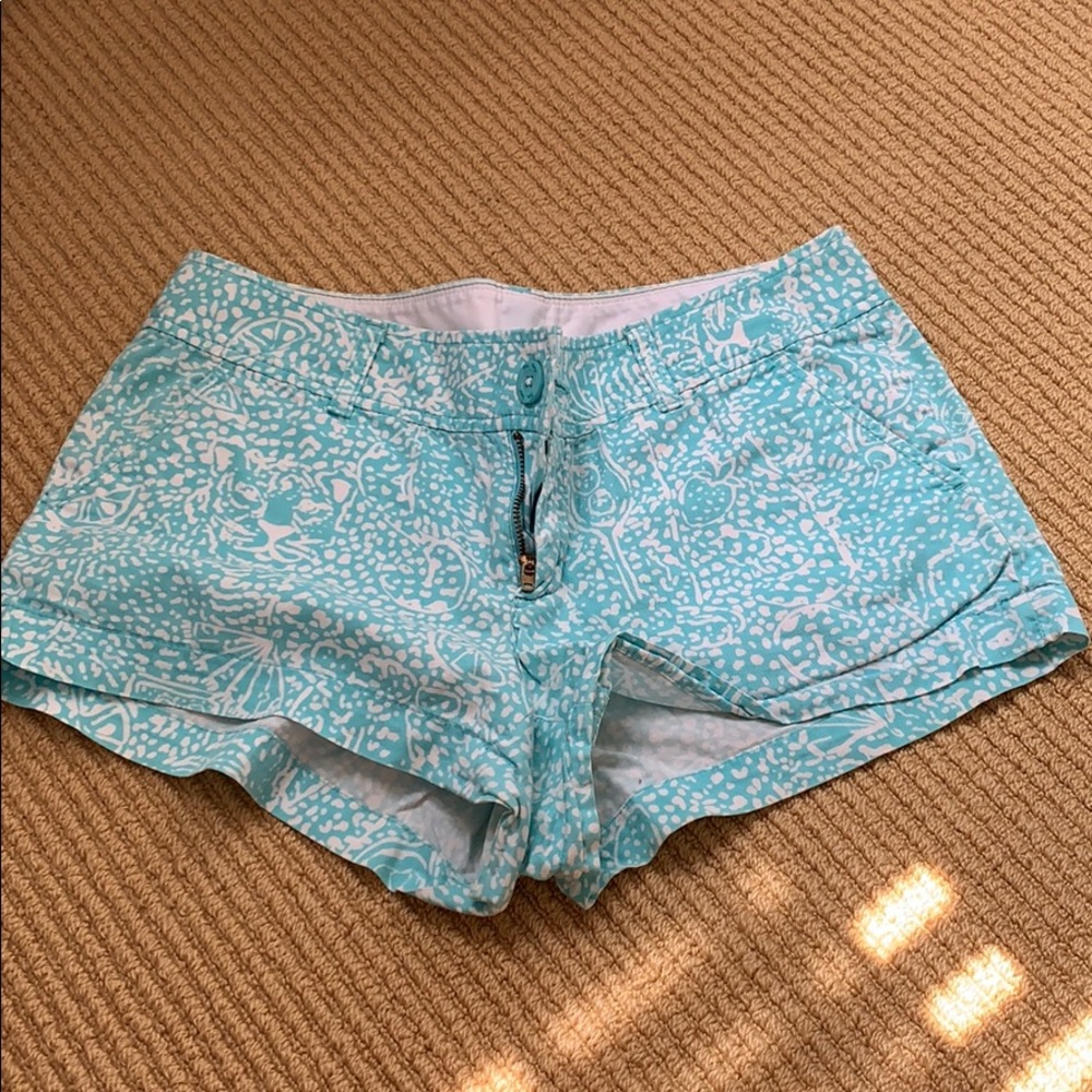 Rare pattern! Lilly Pulitzer shorts